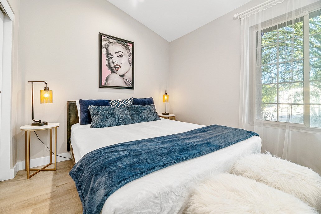 Mid-Century-Retreat-Arak-Hospitality-687ec218-0ea5-45ac-82e2-35196561b23f