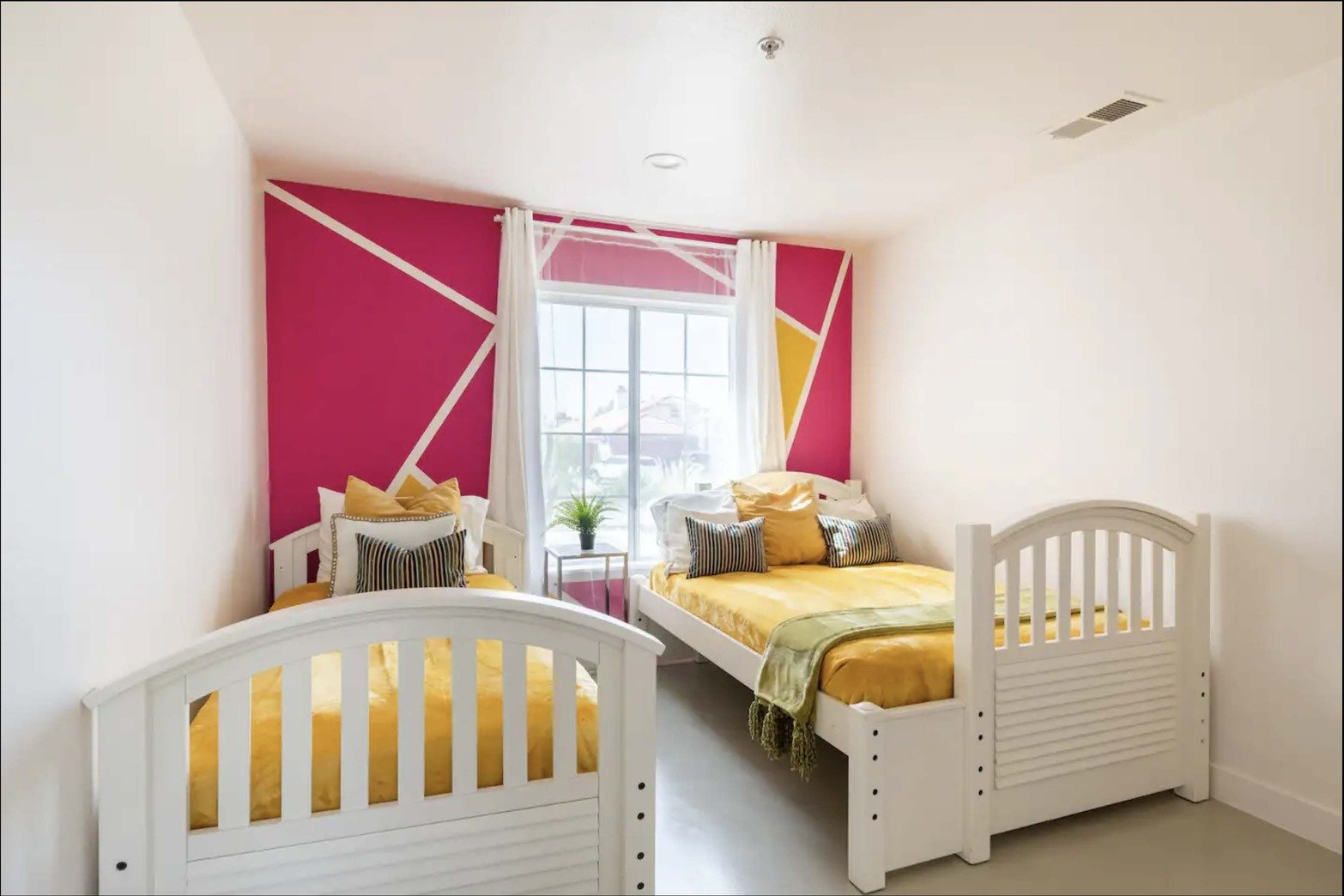 Oasis-Retreat-Arak-Hospitality-360861c0-7d40-4ffe-9b55-96931891f390